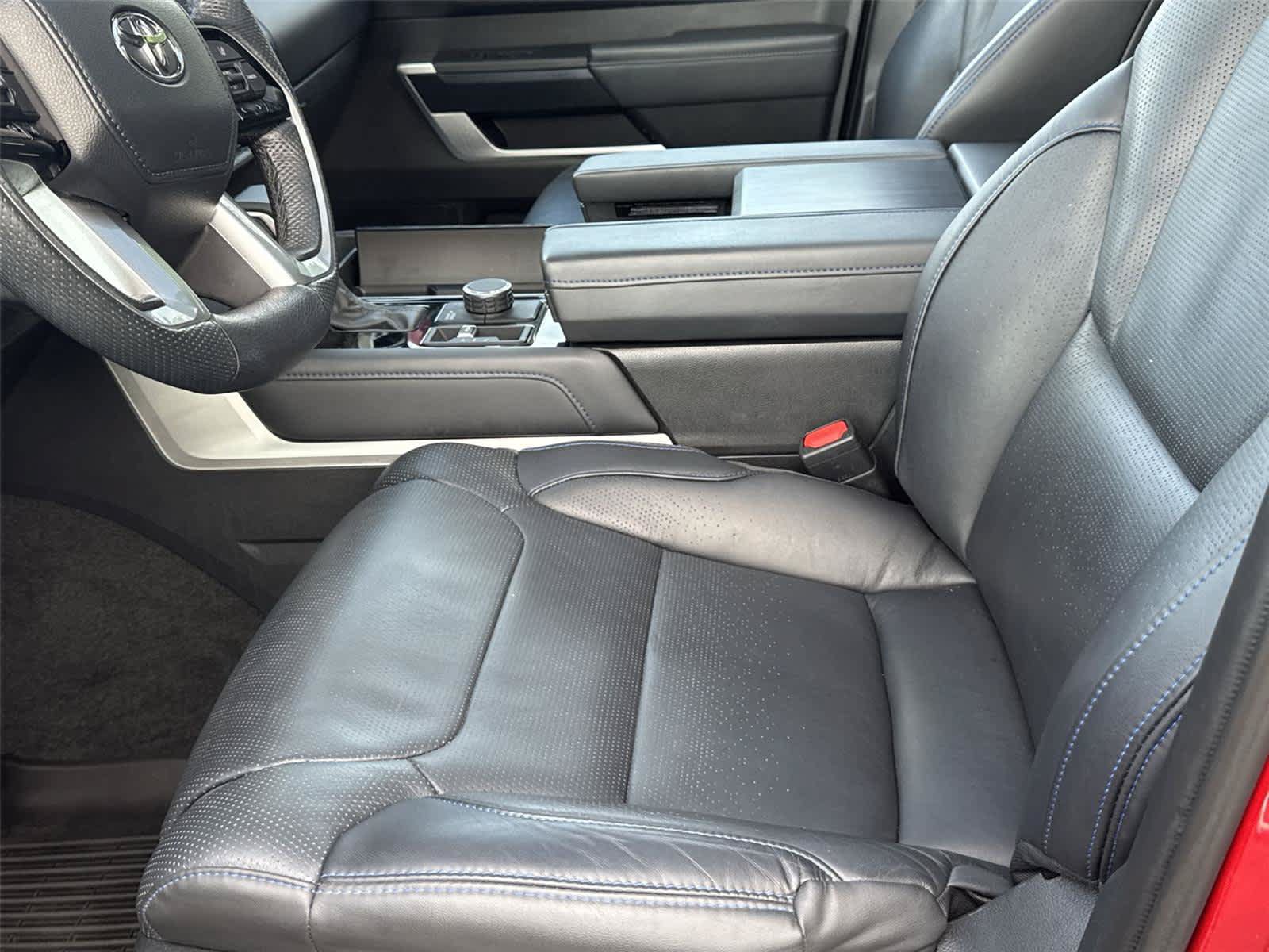 Used 2024 Toyota Sequoia Platinum AWD/4WD image 11