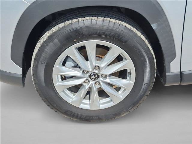 Used 2023 Toyota Corolla Cross LE FWD image 23