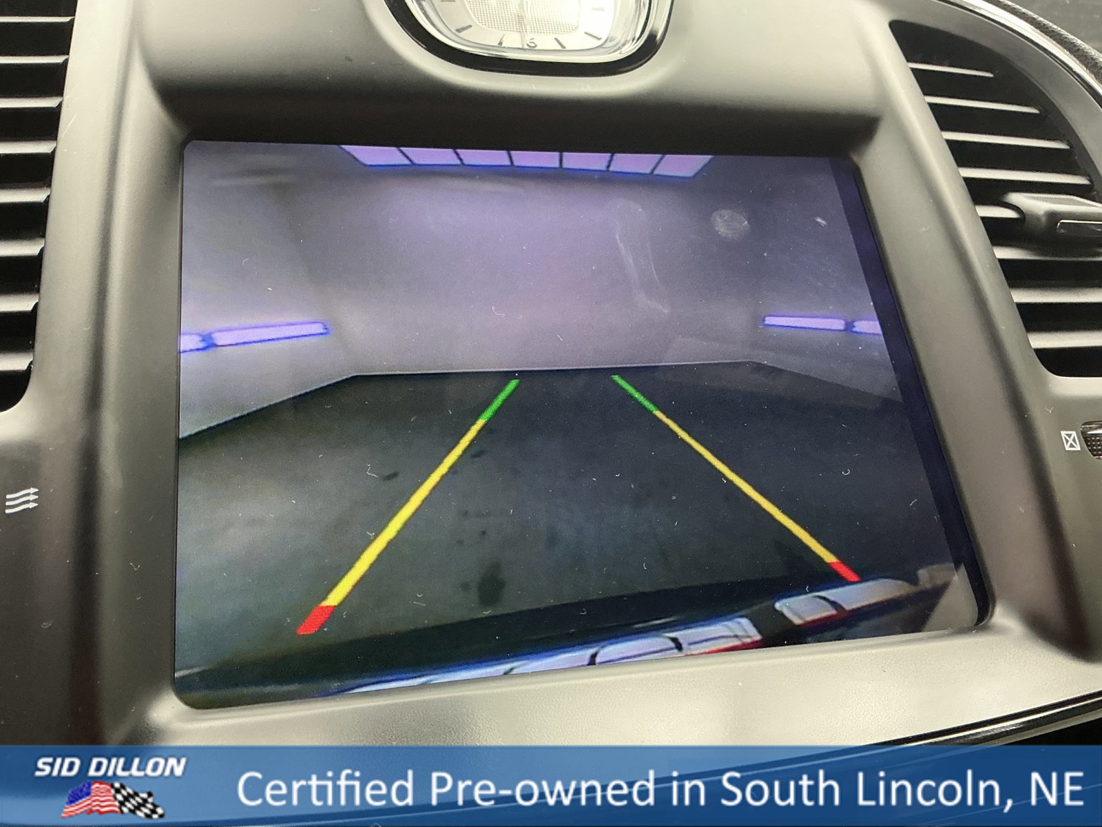 Used 2018 Chrysler 300 S image 7