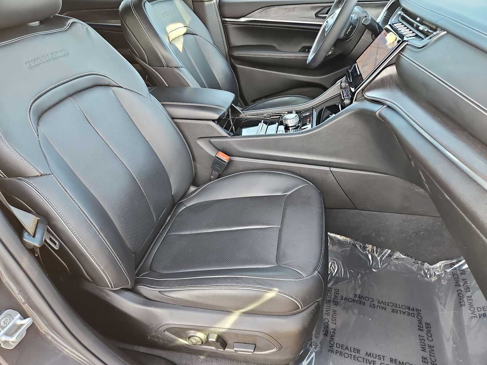 Used 2023 Jeep Grand Cherokee L Overland image 23