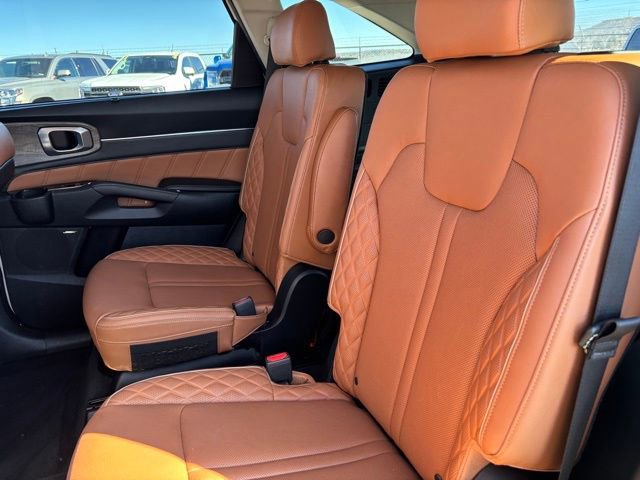 Used 2023 Kia Sorento SX Prestige image 18