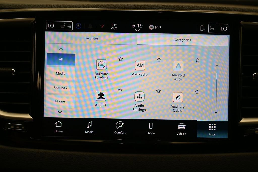 Used 2025 Chrysler Pacifica Select FWD image 26