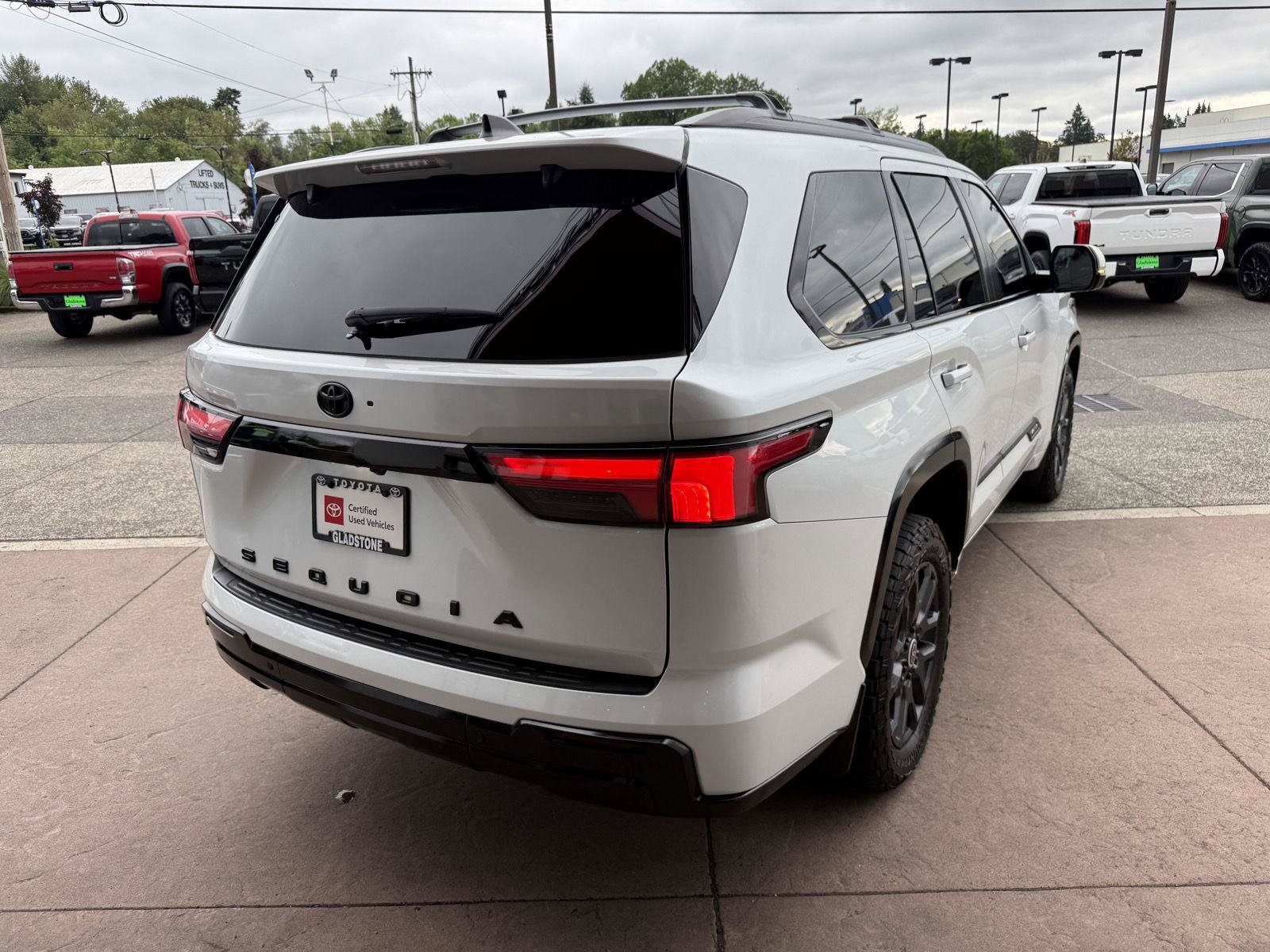 Certified 2024 Toyota Sequoia Platinum AWD/4WD image 8