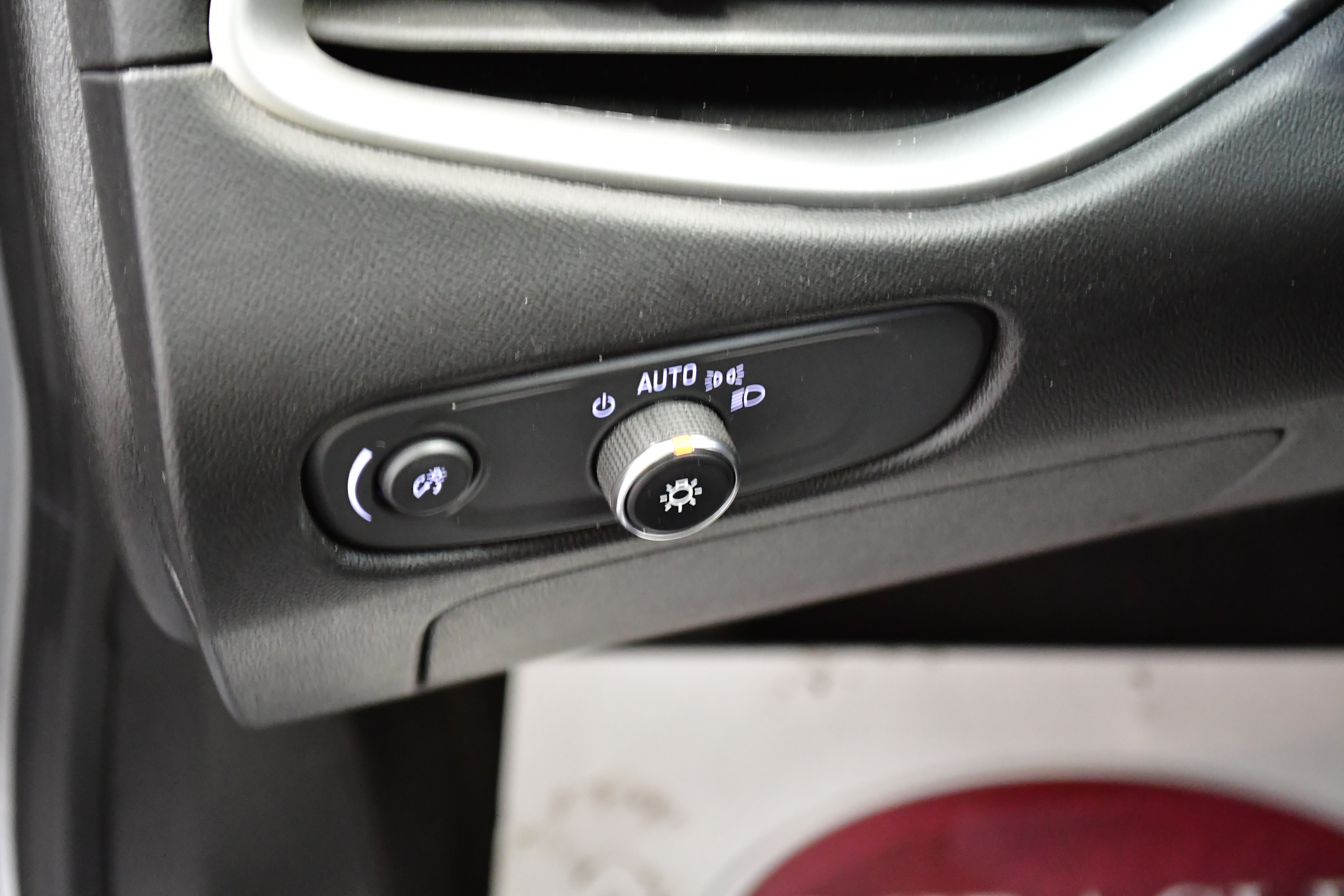 Used 2024 Chevrolet Malibu LT image 28