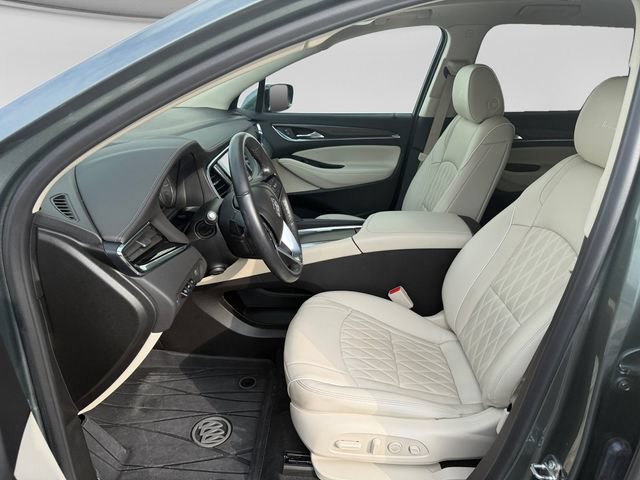 Used 2024 Buick Enclave Avenir w/ Avenir Technology Package AWD/4WD image 12