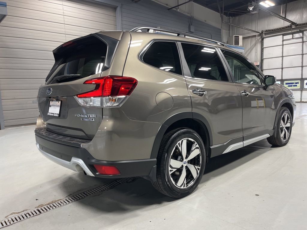 Used 2019 Subaru Forester Touring image 7