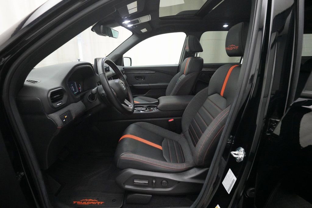 Certified 2026 Honda Passport TrailSport image 7