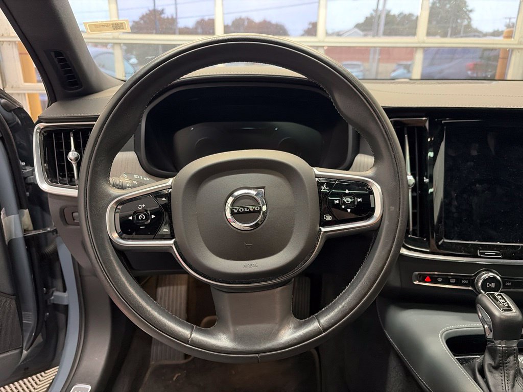 Used 2021 Volvo S90 T6 Inscription AWD/4WD image 22