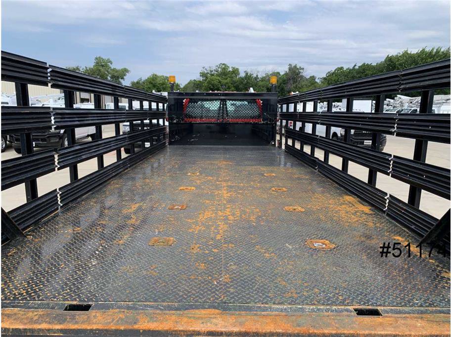 Used 2016 Ford F650 2WD Crew Cab Super Duty image 13