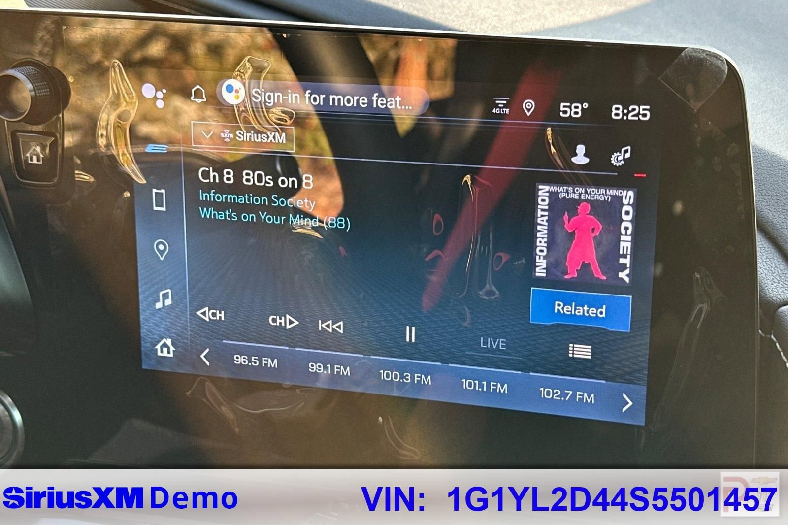 Used 2025 Chevrolet Corvette E-Ray w/ Stealth Interior Trim Package image 33