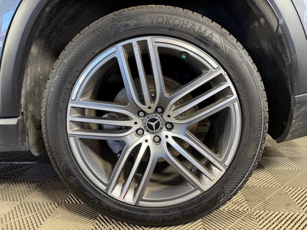 Used 2023 Mercedes-Benz GLS 450 4MATIC image 26