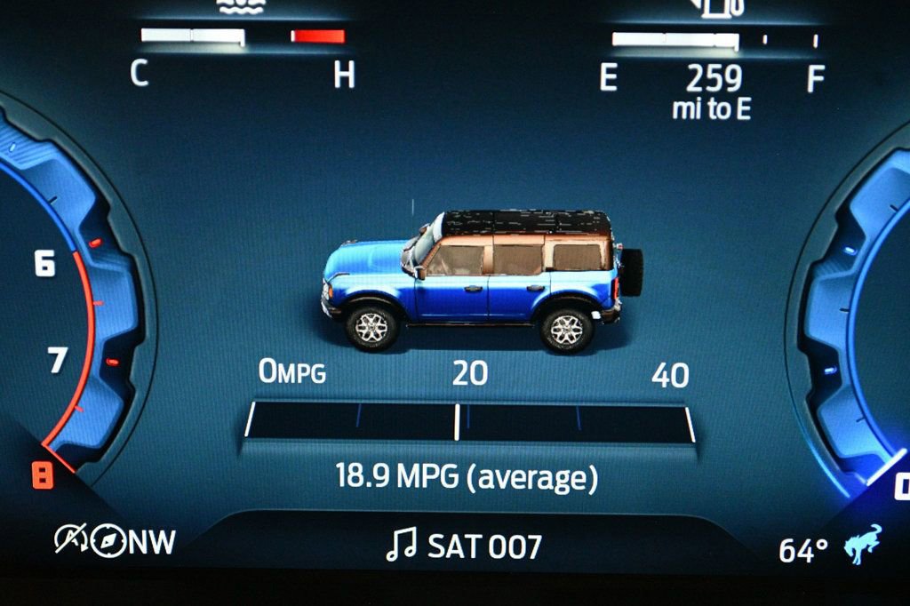 Used 2025 Ford Bronco Outer Banks AWD/4WD image 46