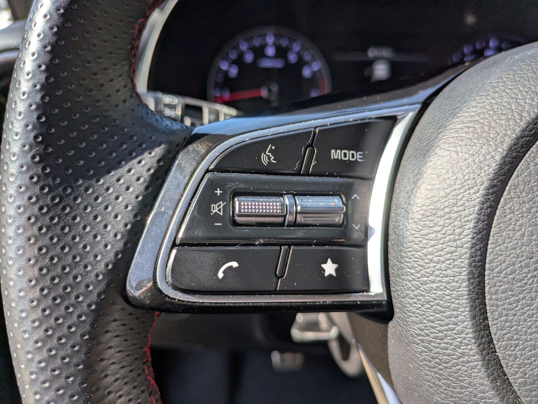 Used 2023 Kia Forte GT FWD image 17