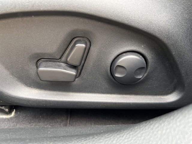 Used 2023 Jeep Compass Latitude image 18