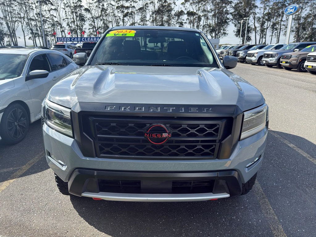 Used 2023 Nissan Frontier PRO-4X w/ Tow Package AWD/4WD image 2