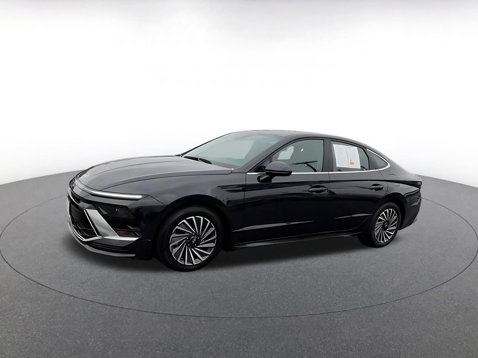 Used 2025 Hyundai Sonata SEL FWD image 9