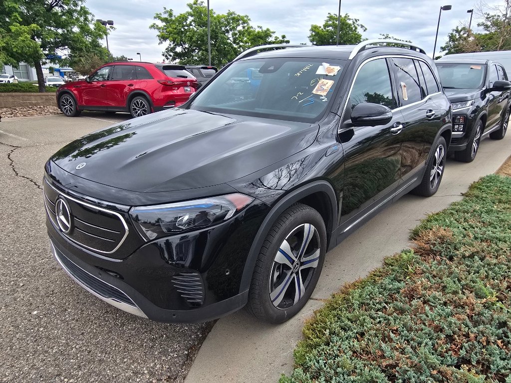 Used 2023 Mercedes-Benz EQB 350 4MATIC SUV w/ Pinnacle Package image 12