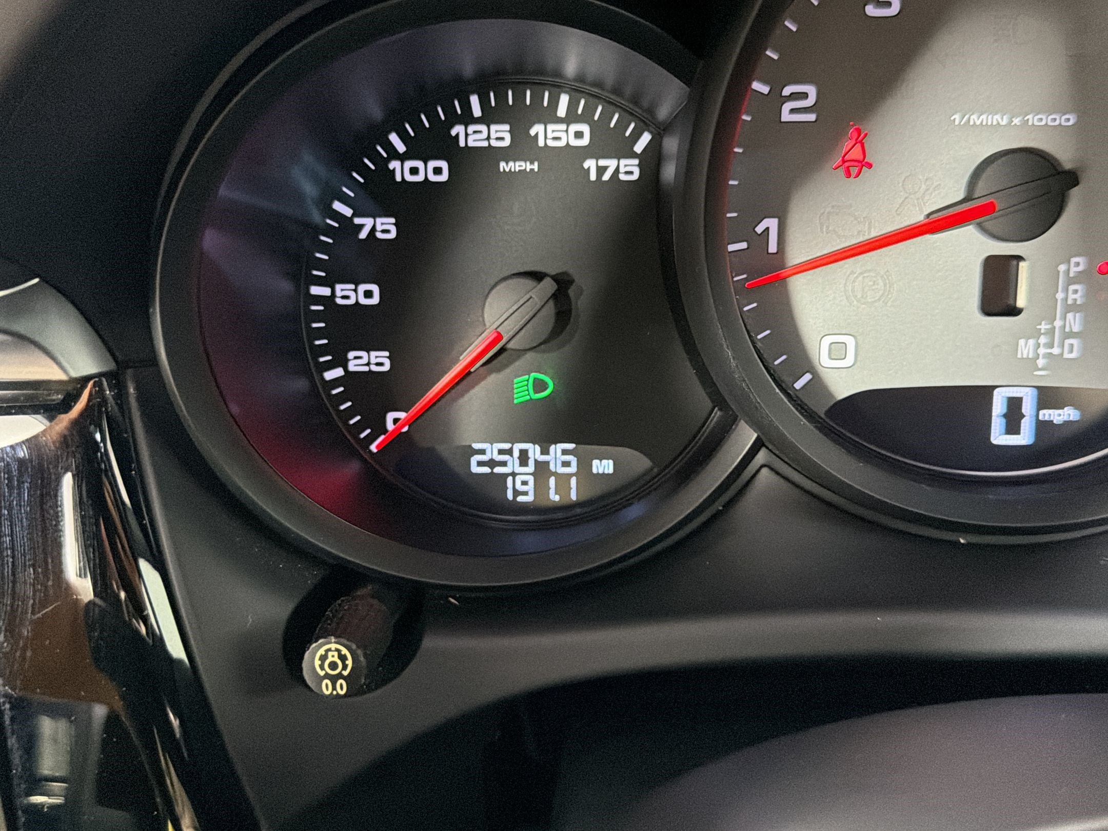 Certified 2019 Porsche Macan S AWD/4WD image 20