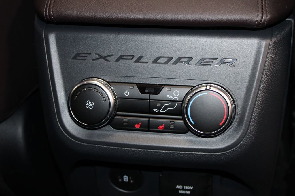 New 2026 Ford Explorer Platinum image 35