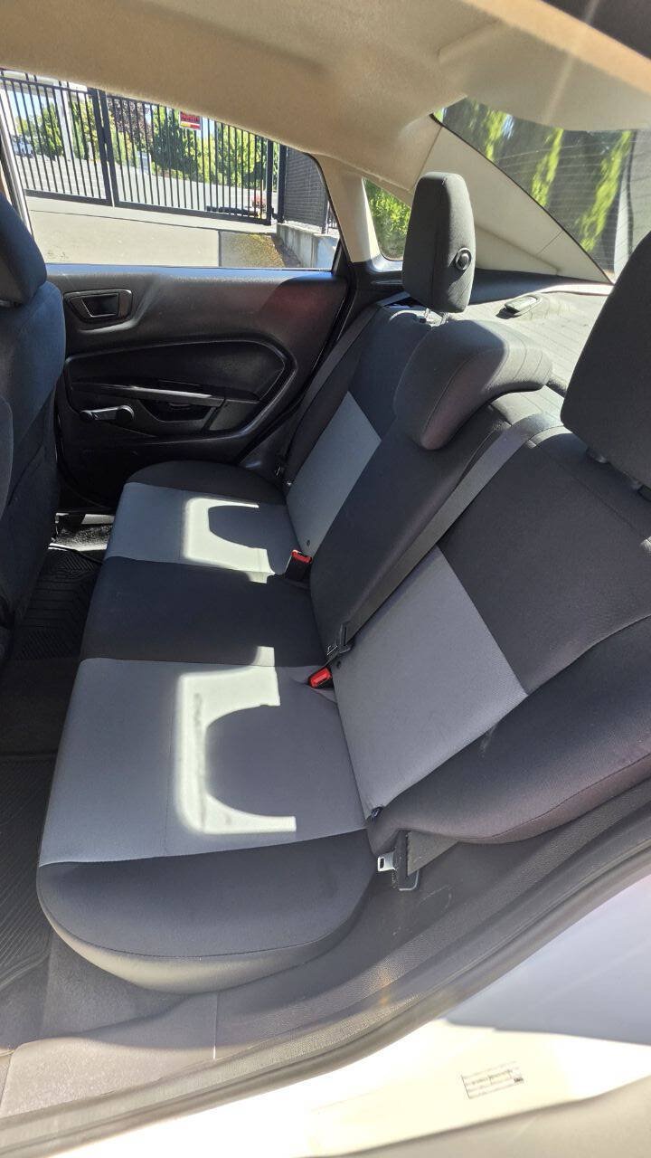 Used 2015 Ford Fiesta S FWD image 11
