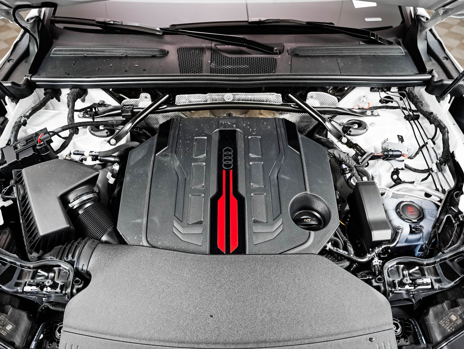 New 2026 Audi SQ5 Premium Plus AWD/4WD image 3
