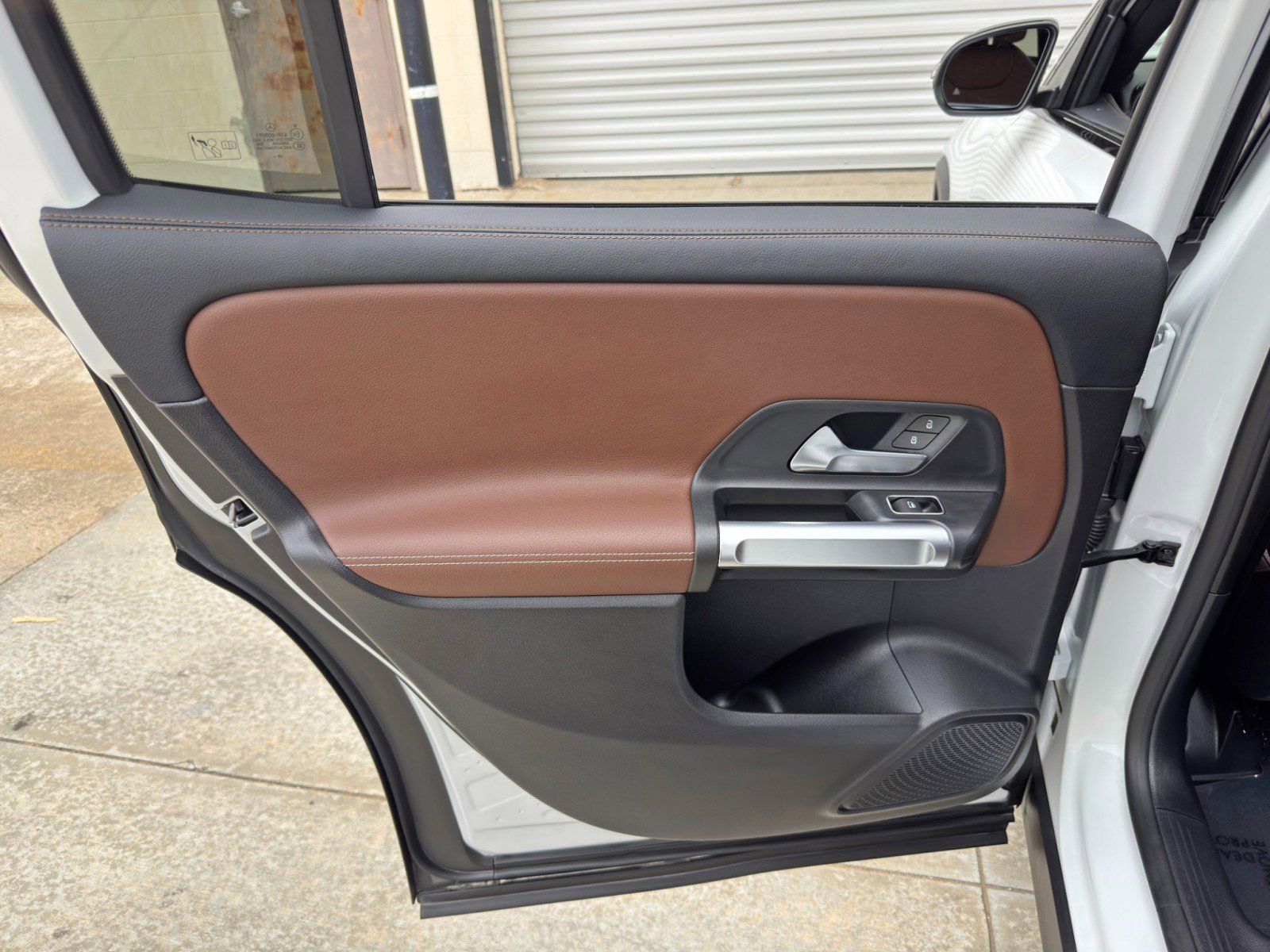 Used 2021 Mercedes-Benz GLB 250 w/ AMG Line image 42