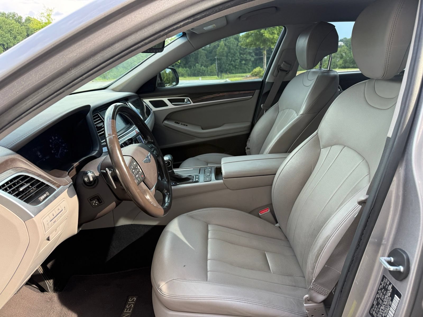 Used 2020 Genesis G80 3.8 AWD/4WD image 34