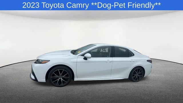 Used 2023 Toyota Camry SE AWD/4WD image 4