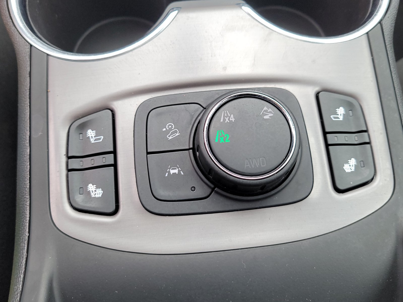 Certified 2024 GMC Terrain AT4 AWD/4WD image 19