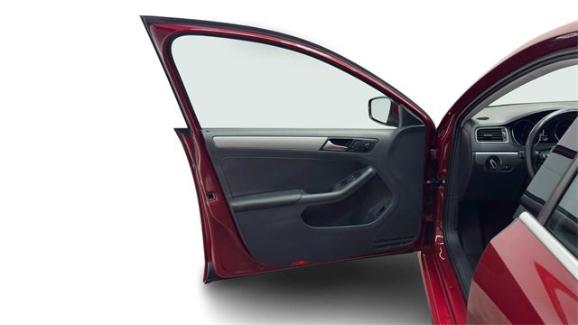 Used 2018 Volkswagen Jetta SE image 10