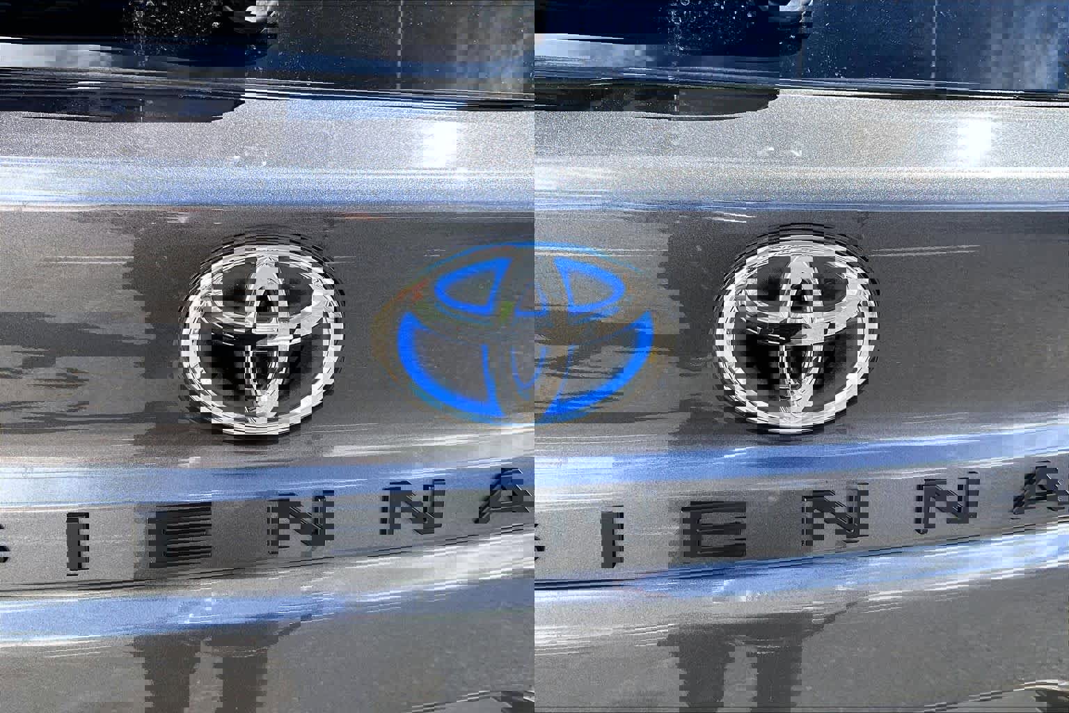 Certified 2025 Toyota Sienna XLE w/ XLE Plus Package image 33