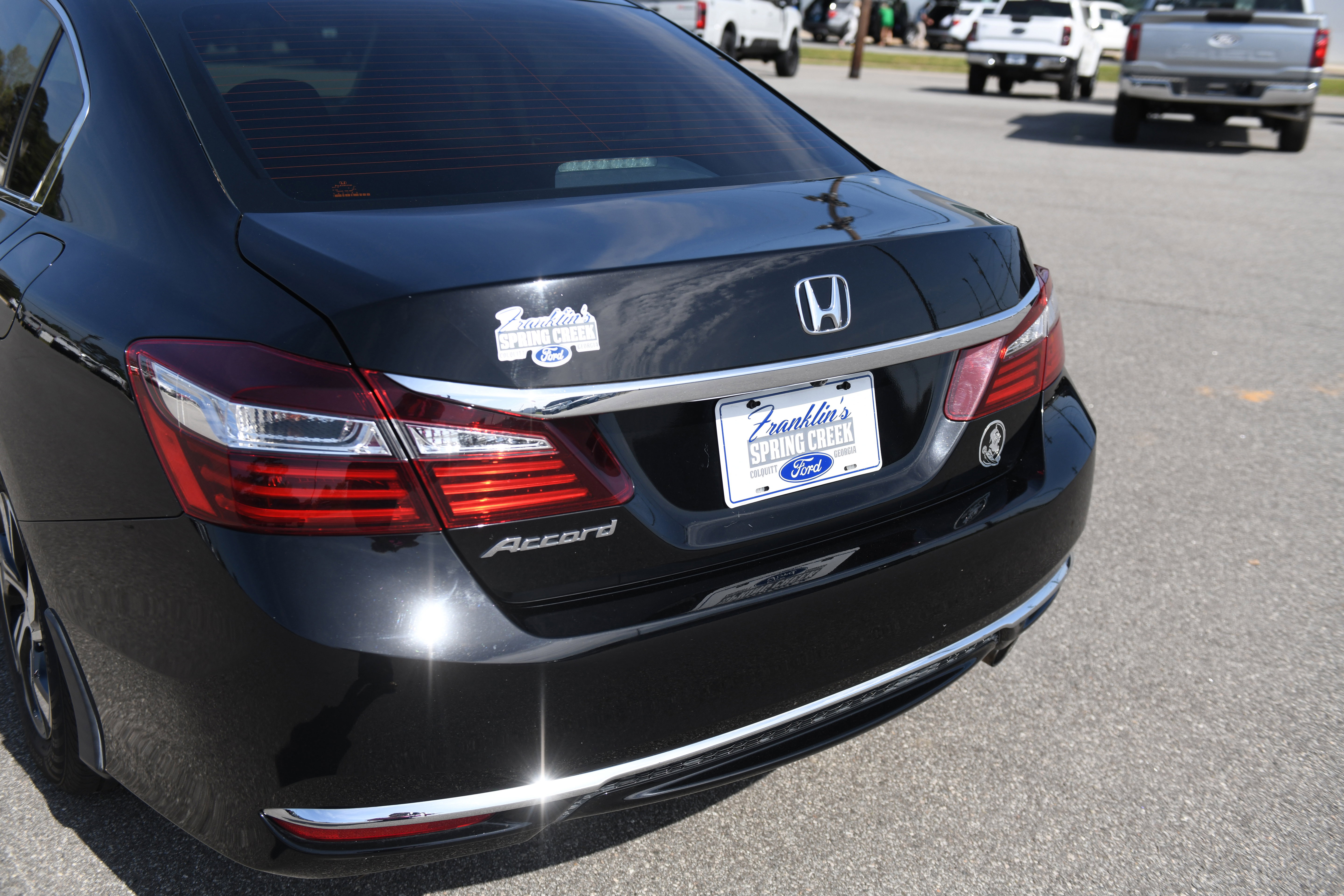 Used 2017 Honda Accord LX image 10
