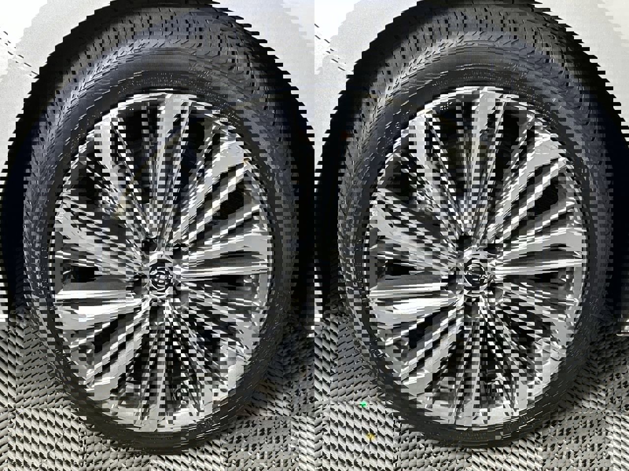 Used 2023 Nissan Altima 2.5 SL image 9