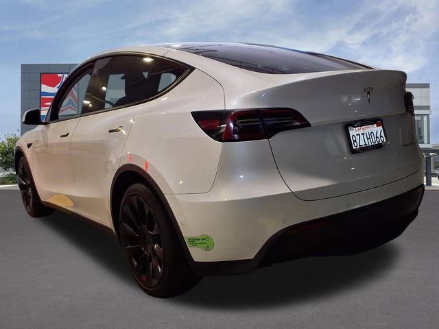 Used 2022 Tesla Model Y Long Range AWD/4WD image 3