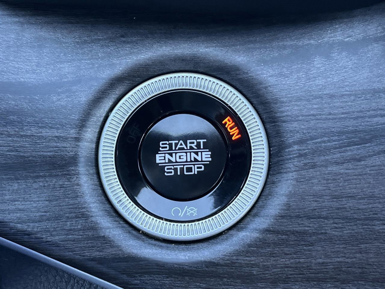 Used 2024 Jeep Grand Cherokee Limited 4xe image 12