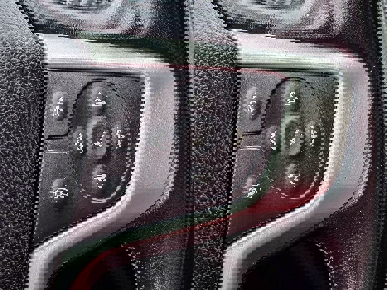 Used 2019 GMC Acadia SLE w/ LPO, Floor Liner Package image 27