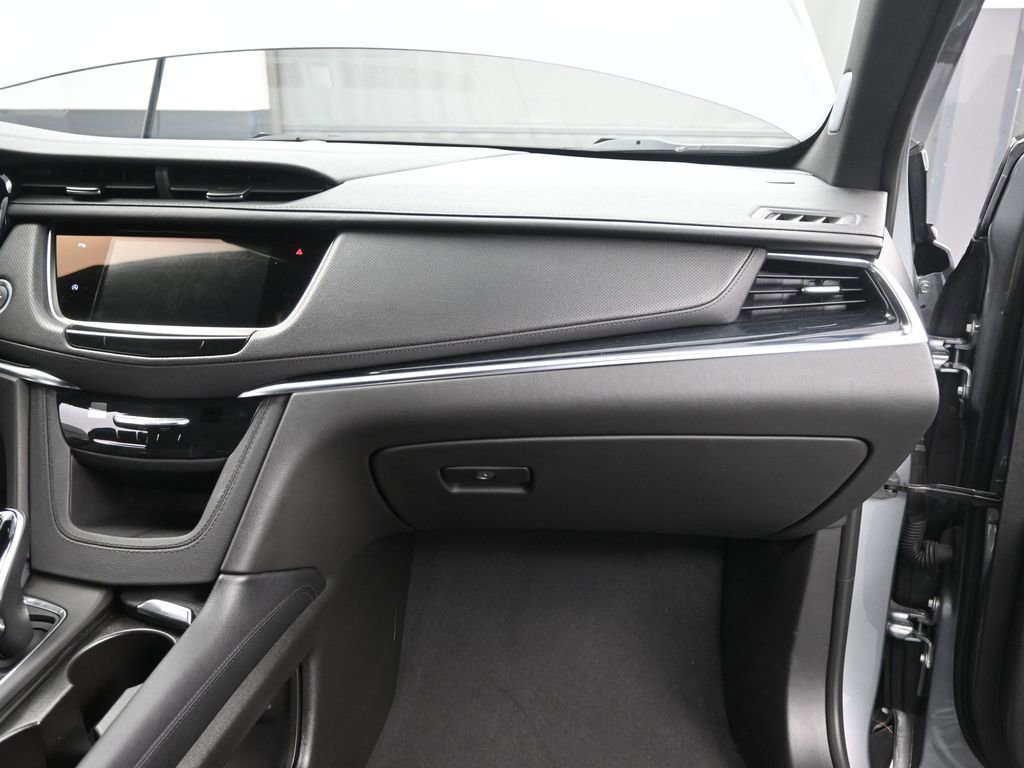 Certified 2025 Cadillac XT5 Premium Luxury image 15