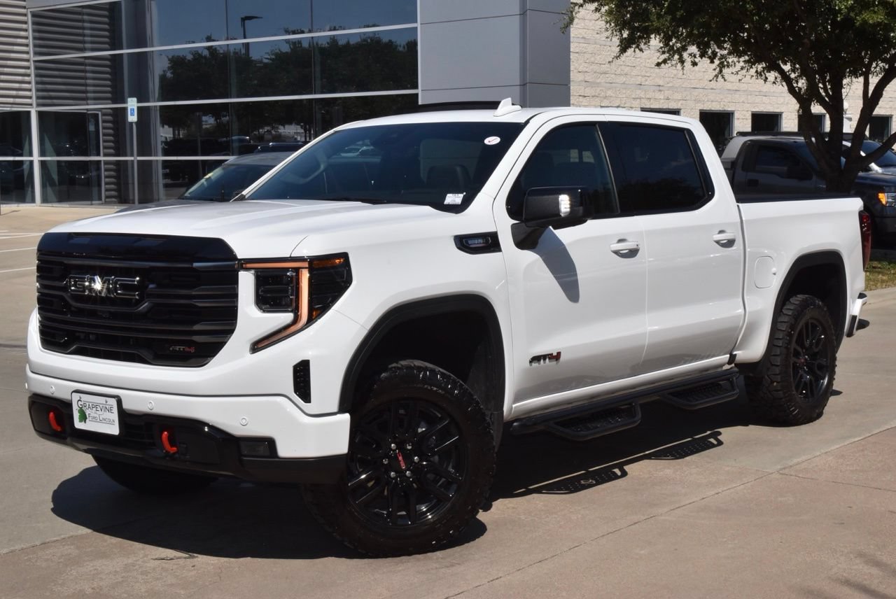 Used 2026 GMC Sierra 1500 AT4 w/ AT4 Premium Package AWD/4WD image 46