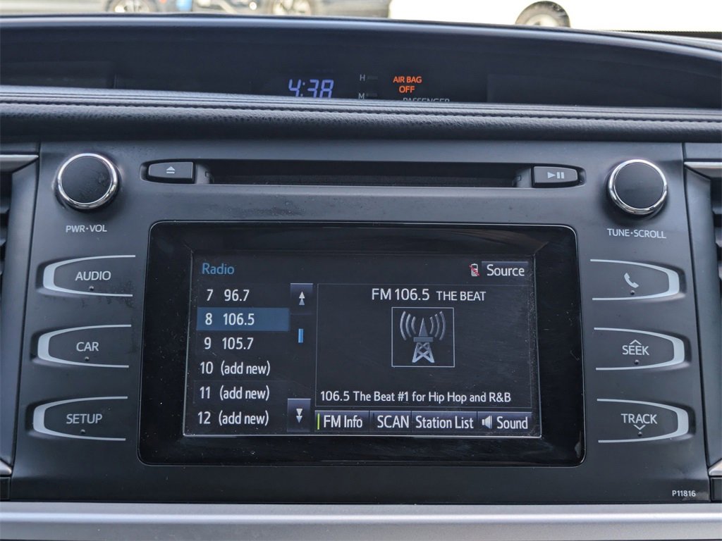 Used 2019 Toyota Highlander LE image 18