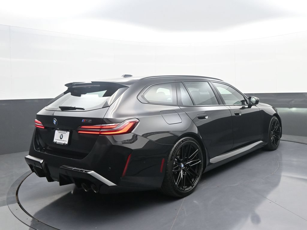New 2027 BMW M5 Touring AWD/4WD image 7