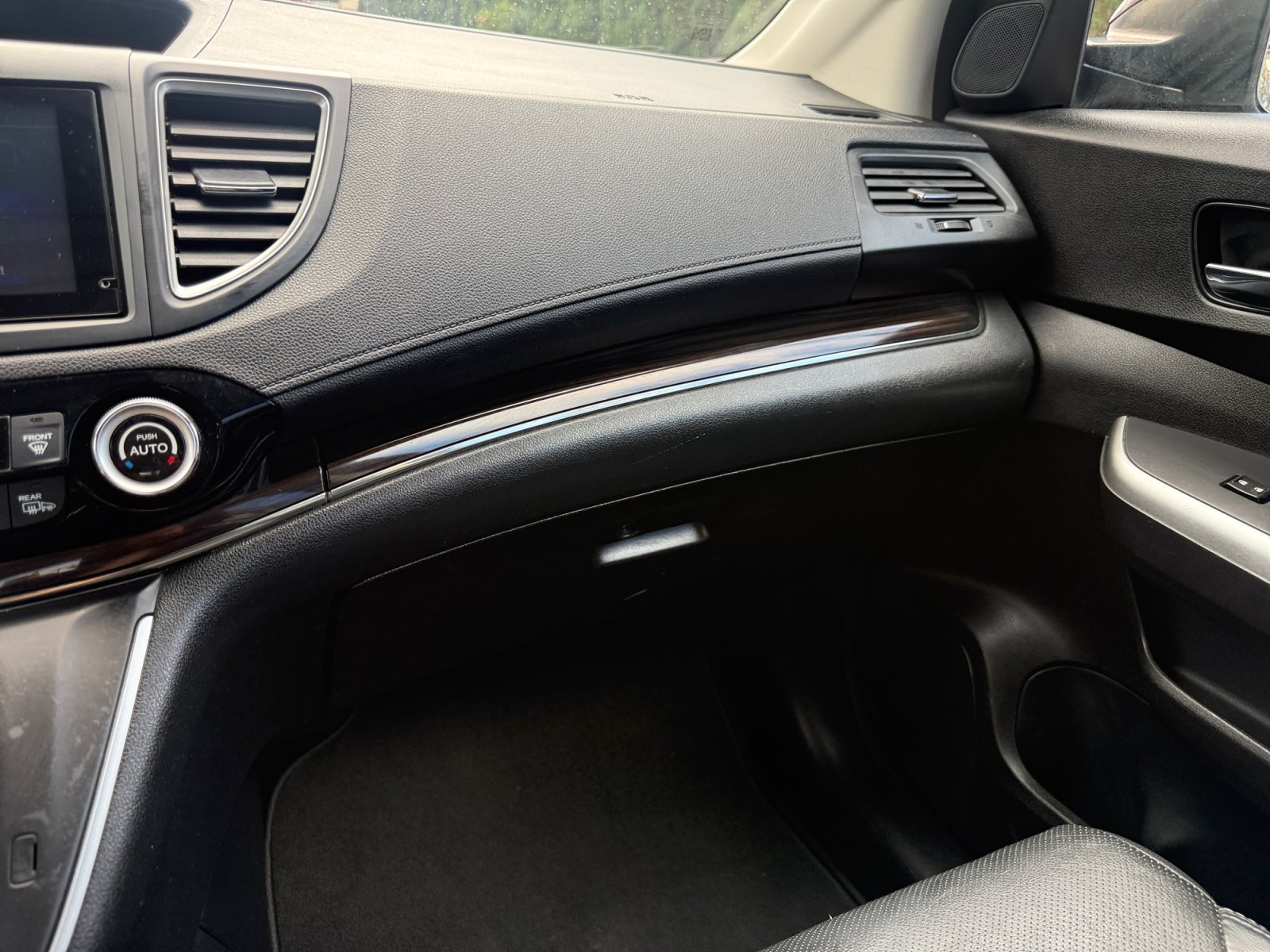 Used 2016 Honda CR-V Touring image 21
