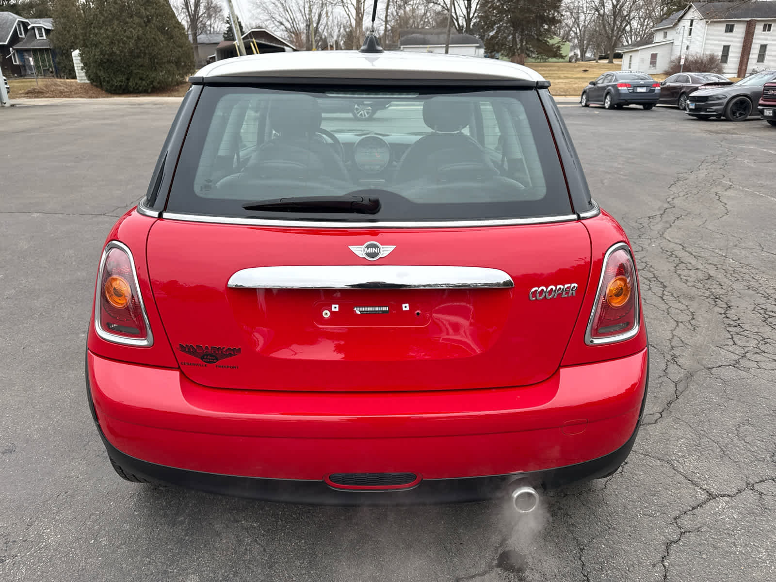 Used 2010 MINI Cooper Hardtop image 4