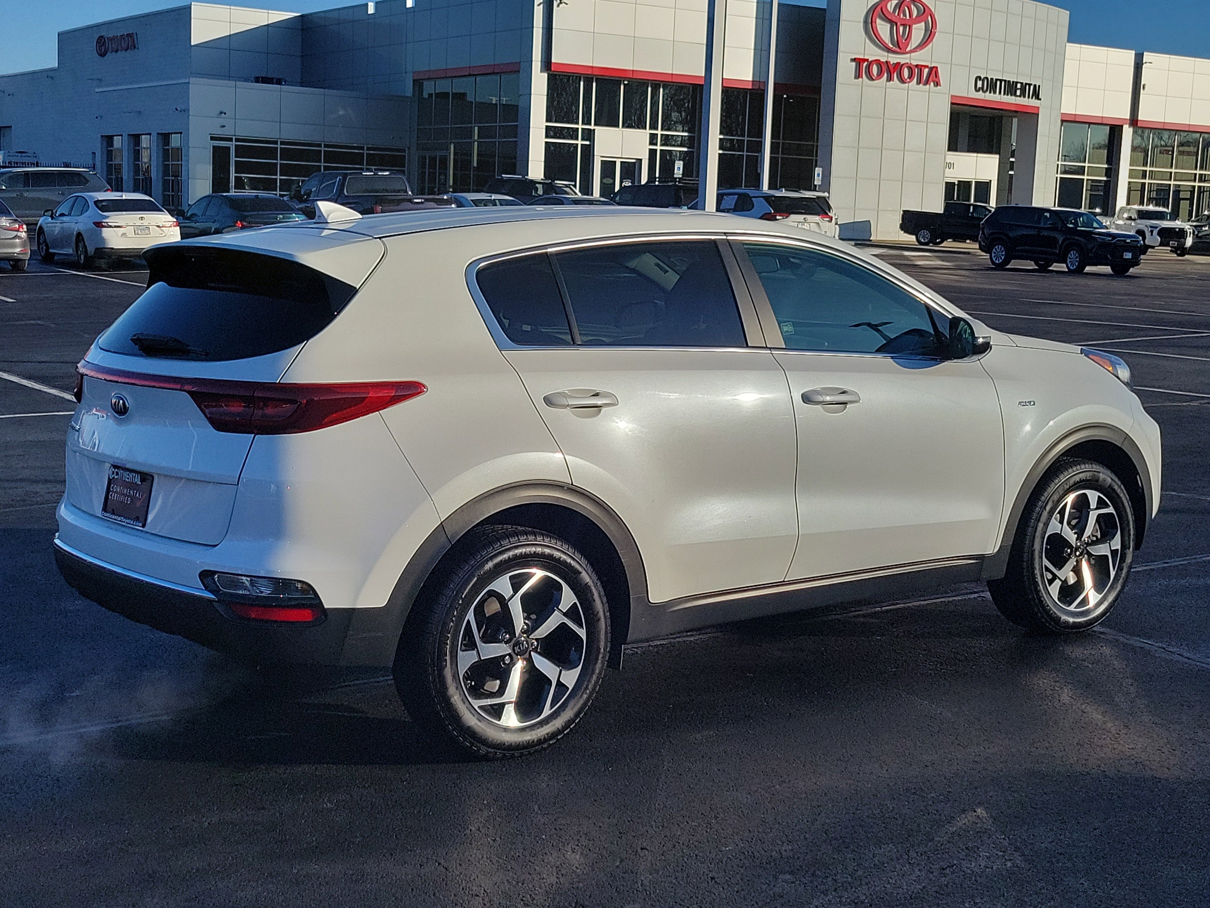 Used 2021 Kia Sportage LX w/ LX AWD Popular Package image 4