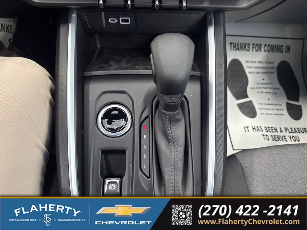 Used 2025 Chevrolet Colorado W/T w/ Advanced Trailering Package AWD/4WD image 26