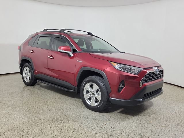 Used 2021 Toyota RAV4 XLE AWD/4WD image 4