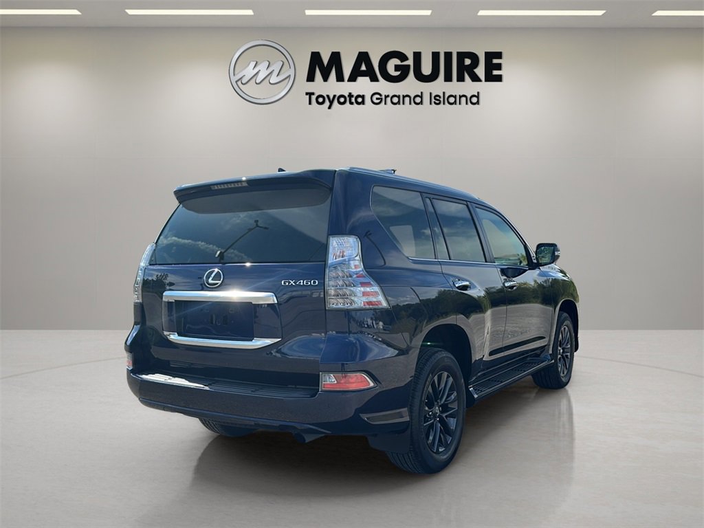 Used 2023 Lexus GX 460 Premium w/ Premium Package image 6