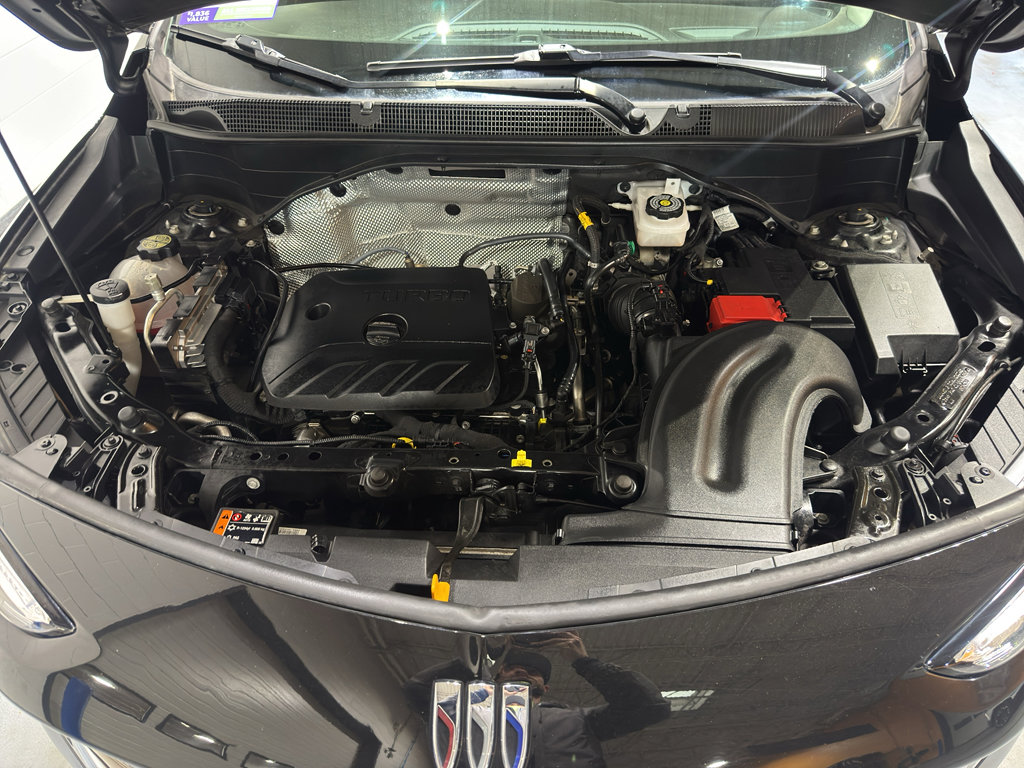 Used 2024 Buick Encore GX Avenir w/ Avenir Technology Package image 40