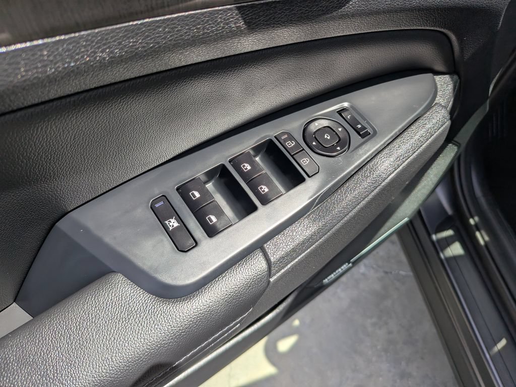 Certified 2026 Kia Sportage X-Line w/ X-Line Technology Package AWD/4WD image 21
