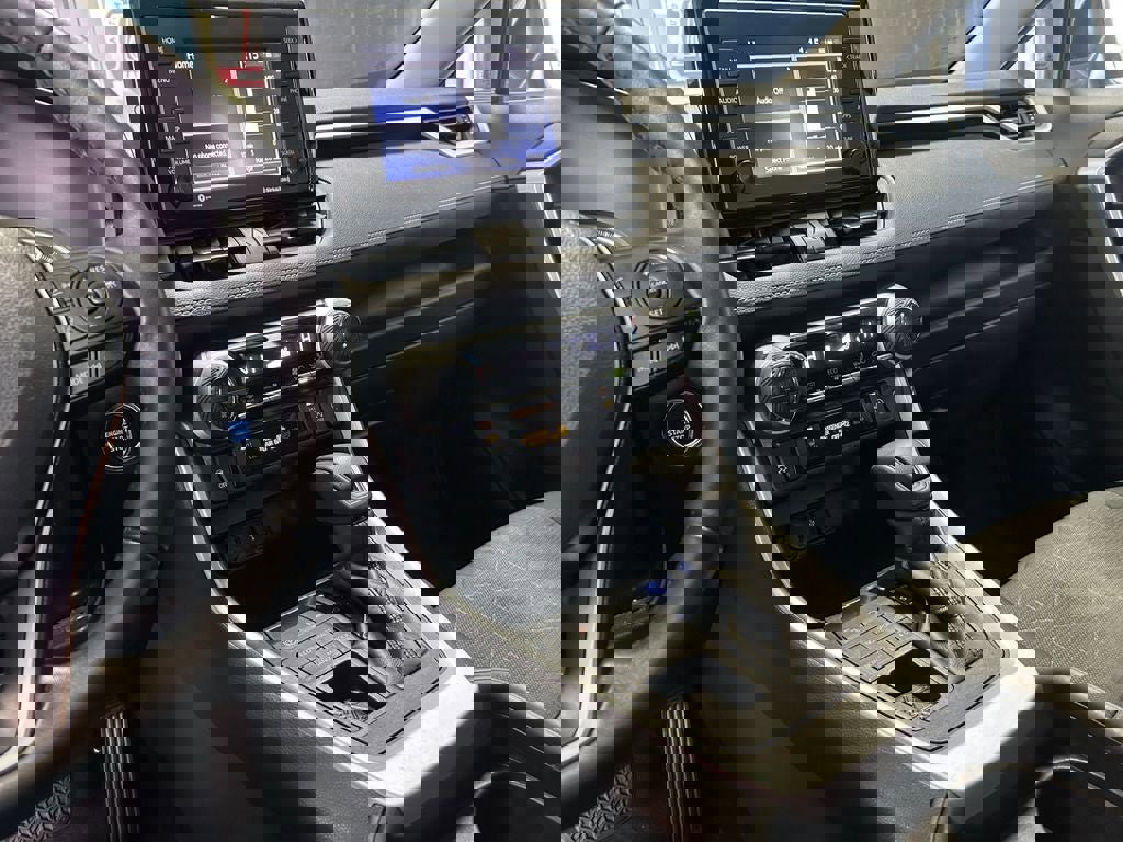 Used 2021 Toyota RAV4 XLE w/ XLE Grade Weather Package image 20