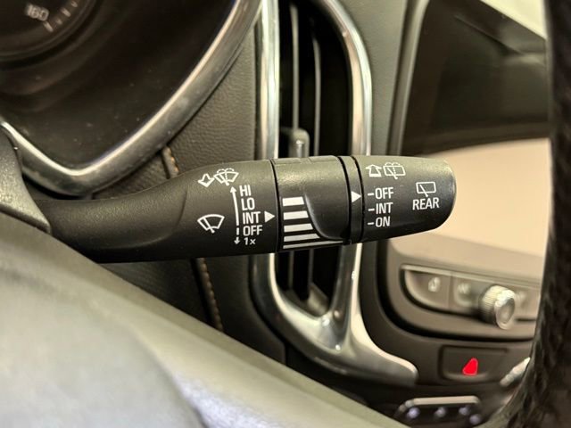 Used 2020 Chevrolet Equinox Premier image 20